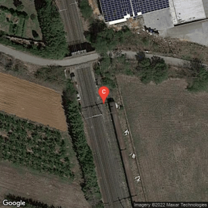 TRAIN ABANDONNES BOURG